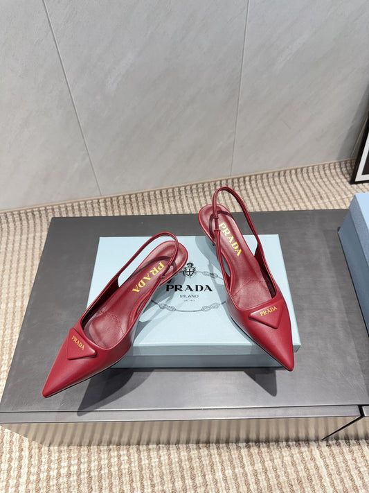 PRADA 26S ГОСТРОНОСІ ТУФЛІ-СЛІНГБЕКИ НА ВИСОКИХ ПІДБОРАХ 55 ММ З ТЕМНО-ЧЕРВОНОЇ ОВЕЧОЇ ШКІРИ З ЛОГОТИПОМ