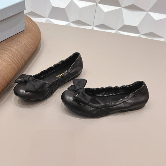 БАЛЕТКИ PRADA 26S З КРУГЛИМ НОСКОМ І БАНТОМ, ЧОРНА ТЕЛЯЧА ШКІРА