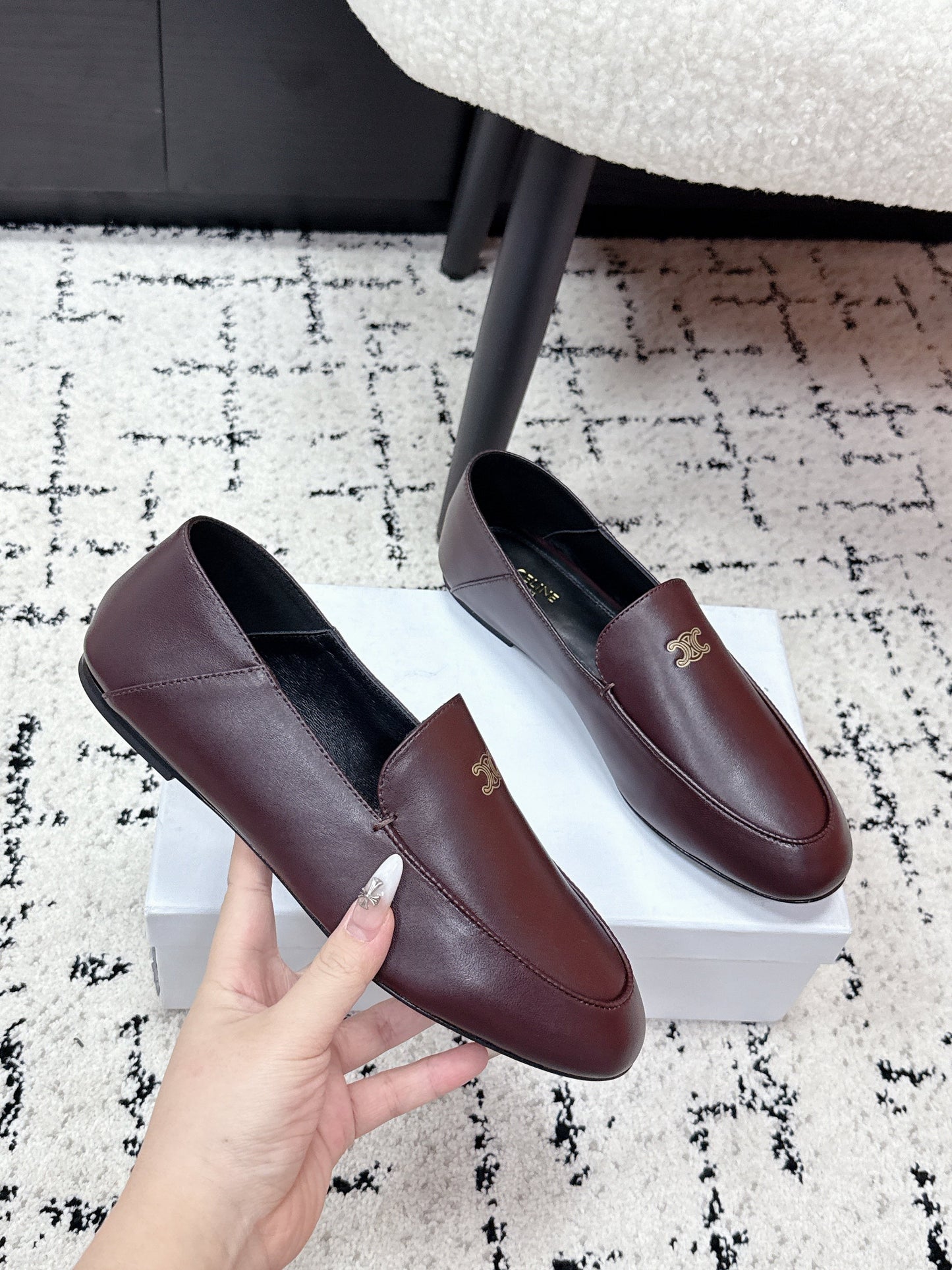 CELINE 26S AURA TRIOMPHE LOAFERS IN BURGUNDY BROWN LAMBSKIN