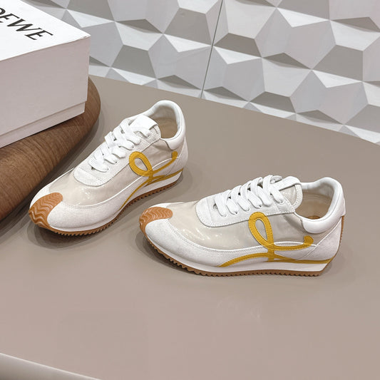 Кросівки LOEWE 26S FLOW RUNNER зі шкіри, замші та прозорого пластику біло-жовтого кольору