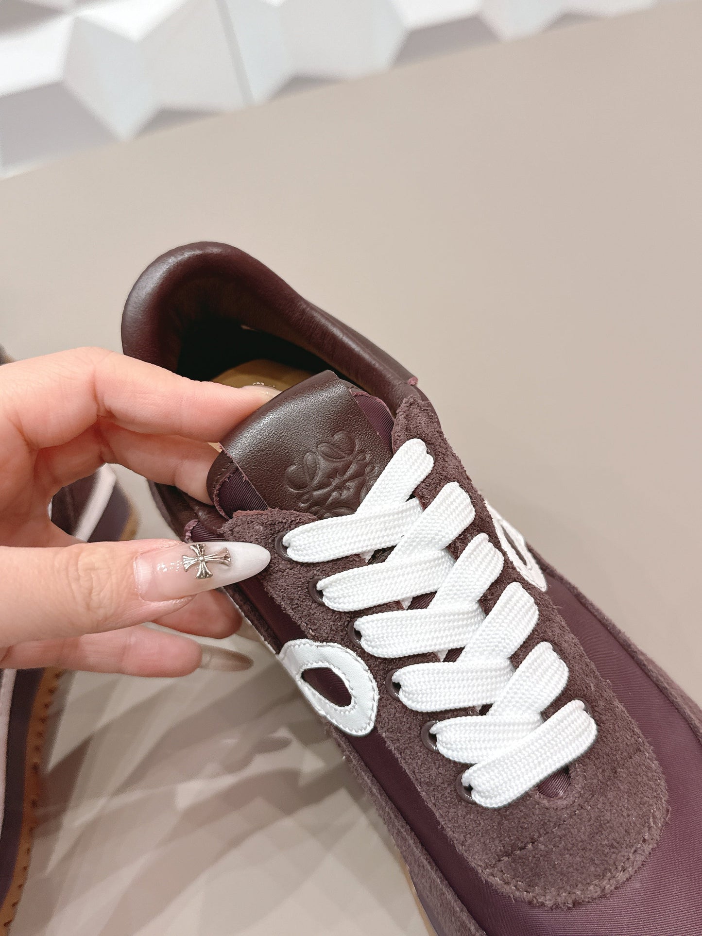 LOEWE 26S FLOW RUNNER SNEAKER IN DARK BROWN AND WHITE SUEDE AND CALFSKIN