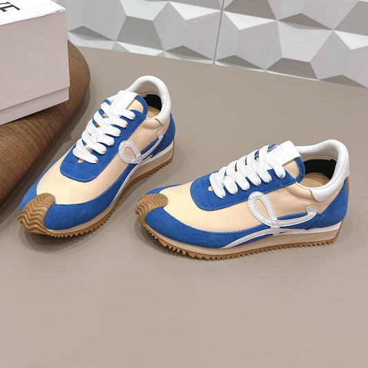 Кросівки LOEWE 26S FLOW RUNNER зі замші синього та нюдового кольорів і білої телячої шкіри