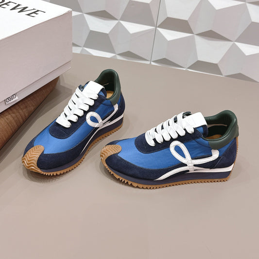 LOEWE 26S КРОСІВКИ FLOW RUNNER З СИНЬОЇ ЗАМШІ ТА ТЕЛЯЧОЇ ШКІРИ