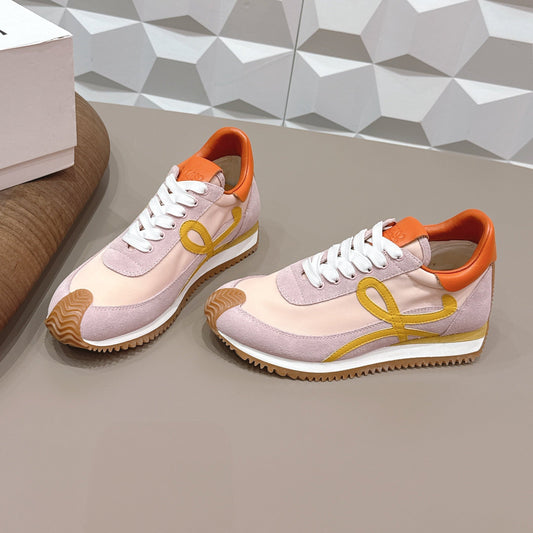 КРОСІВКИ LOEWE 26S FLOW RUNNER ЗІ СВІТЛО-РОЖЕВОЇ ЗАМШІ ТА ПОМАРАНЧЕВОЇ ТЕЛЯЧОЇ ШКІРИ