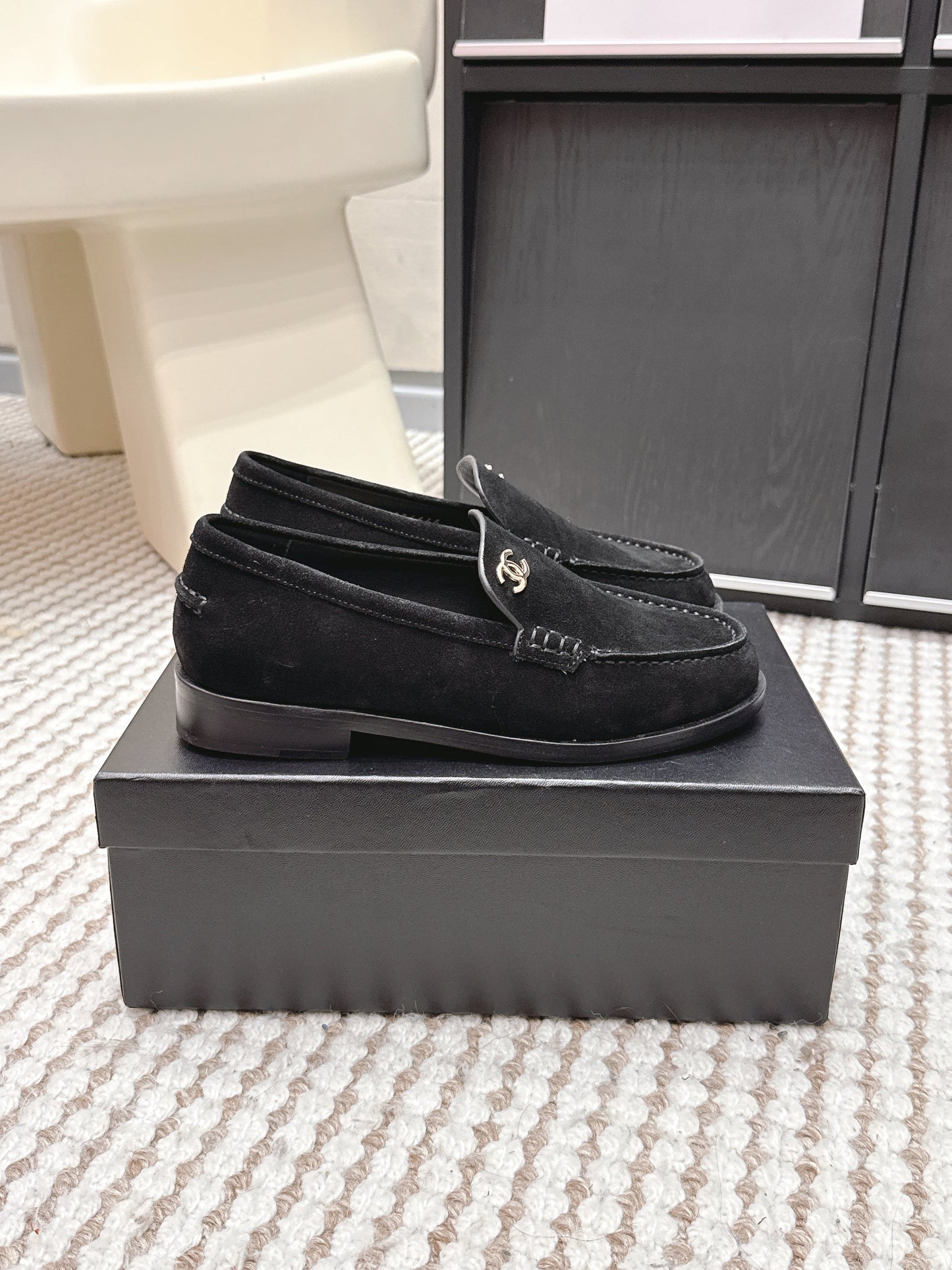 CHANEL 26S LOAFERS IN BLACK SUEDE