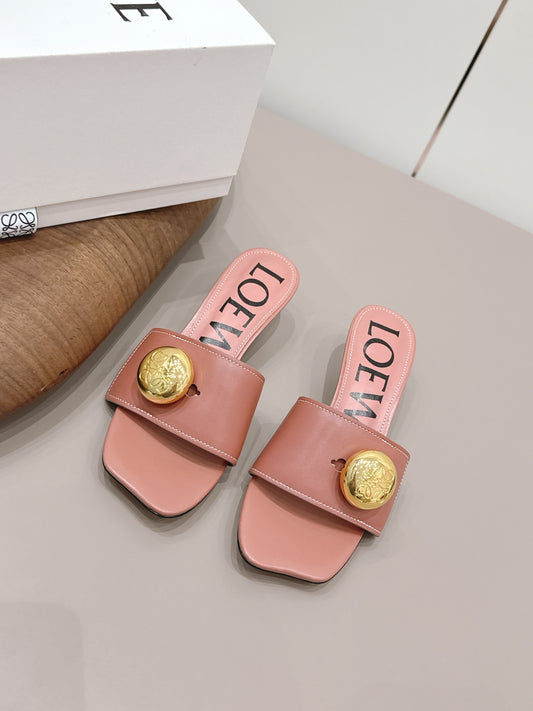 БОСОНІЖКИ LOEWE 26S SQUARE TOE 45 ММ З РОЖЕВОЇ ТЕЛЯЧОЇ ШКІРИ ІЗ ЗОЛОТИСТОЮ ФУРНІТУРОЮ
