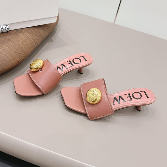 БОСОНІЖКИ LOEWE 26S SQUARE TOE 45 ММ З РОЖЕВОЇ ТЕЛЯЧОЇ ШКІРИ ІЗ ЗОЛОТИСТОЮ ФУРНІТУРОЮ