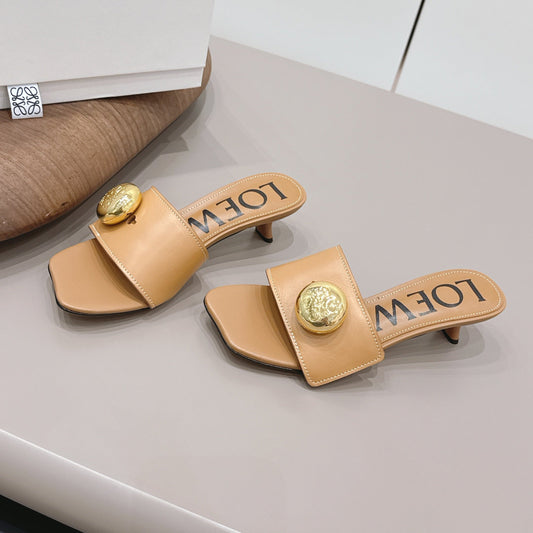 БОСОНІЖКИ LOEWE 26S З КВАДРАТНИМ НОСОМ 45 ММ З КОРИЧНЕВОЇ ТЕЛЯЧОЇ ШКІРИ ЗІ ЗОЛОТОЮ ФУРНІТУРОЮ