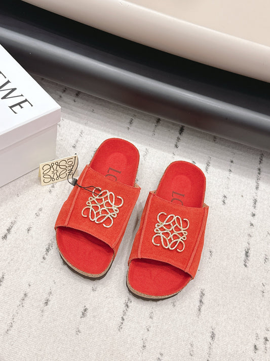 LOEWE 26S FLAT SANDALS IN RED LOGO GOLD HARDWARE