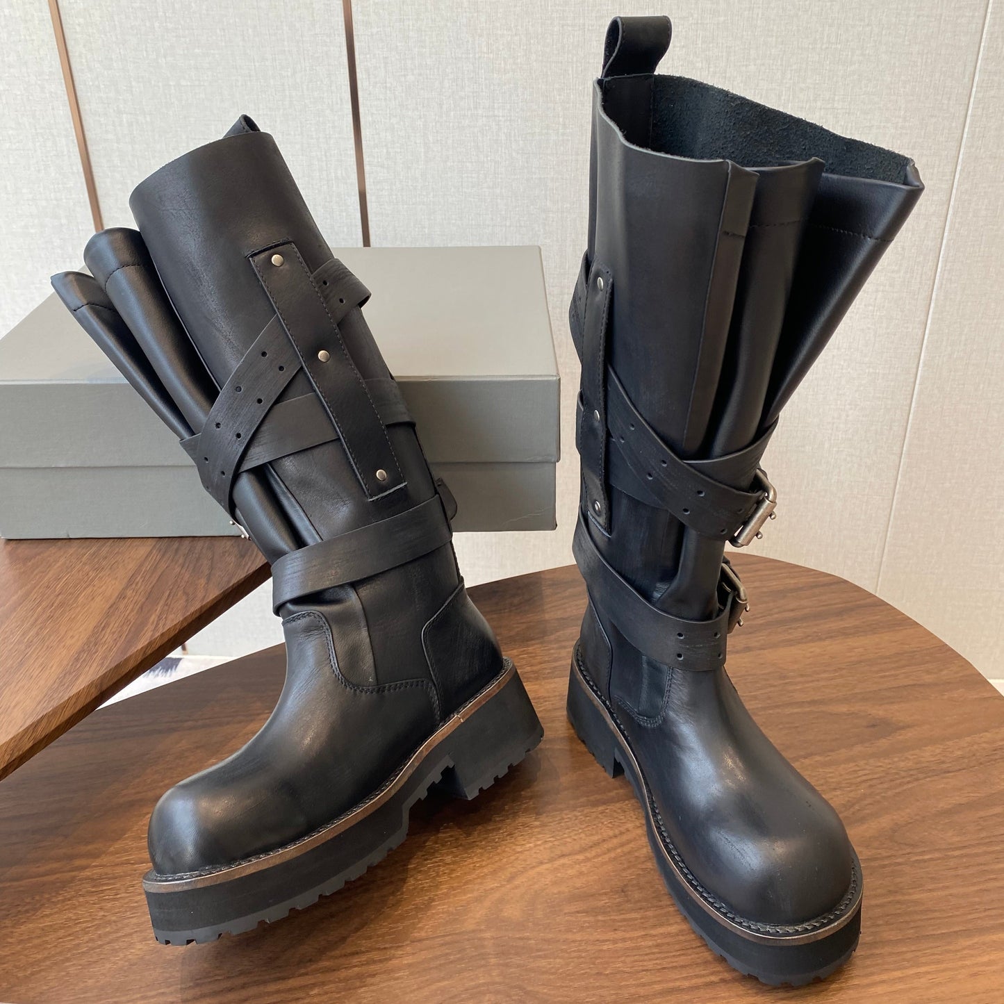 BALEN HIGH BUCKLE BOOTS IN BLACK CALFSKIN - 35