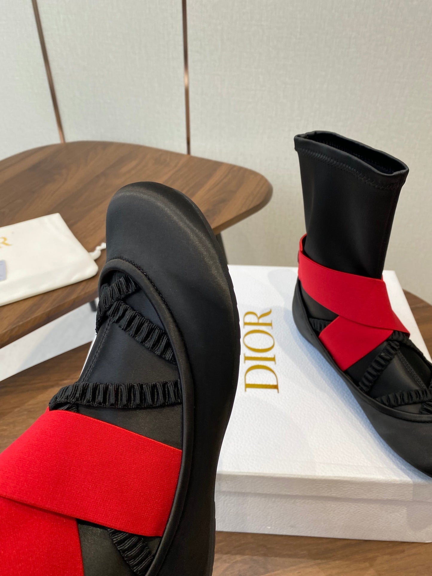 DIOR 25S STRETCH BALLET BOOTS IN BLACK AND RED SATIN - 35