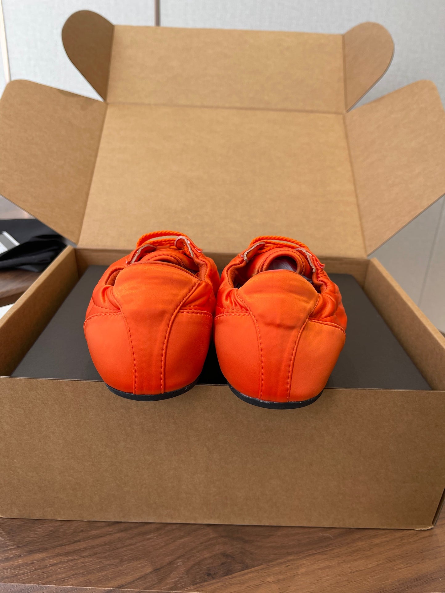 PRADA 25S SNEAKER IN ORANGE SILK - 35