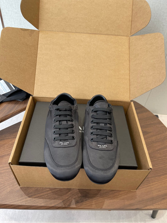 PRADA 25S SNEAKER IN BLACK SILK - 35