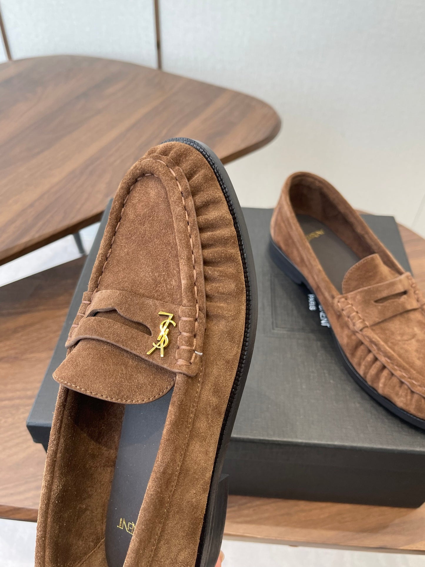 Лофери YSL 26S з коричневої замші