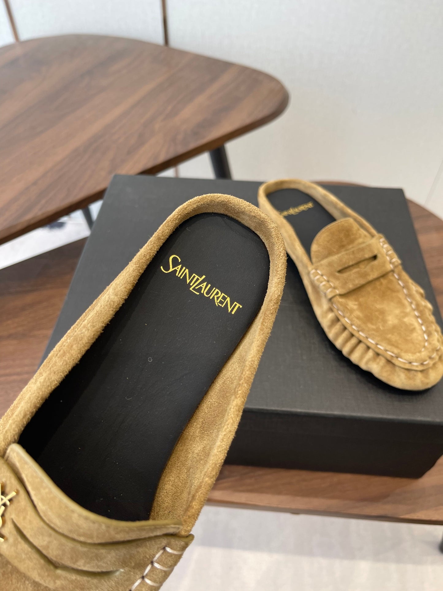 ЛОФЕРИ-МЮЛІ YSL 26S ЗІ СВІТЛО-КОРИЧНЕВОЇ ЗАМШІ