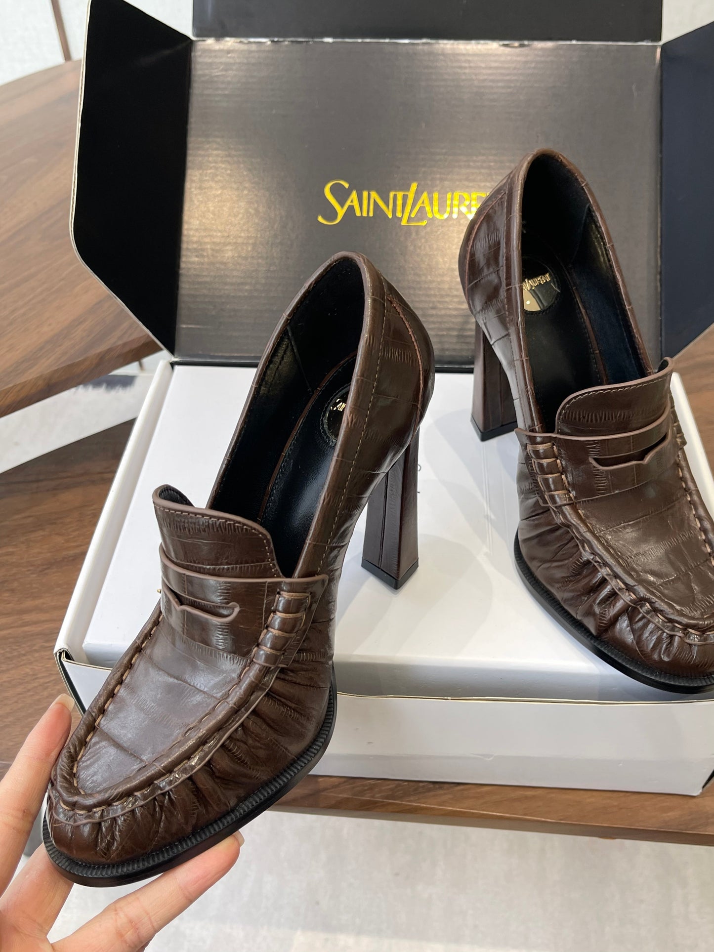 YSL 26S HEELED LOAFERS 100 MM IN DARK BROWN CALFSKIN