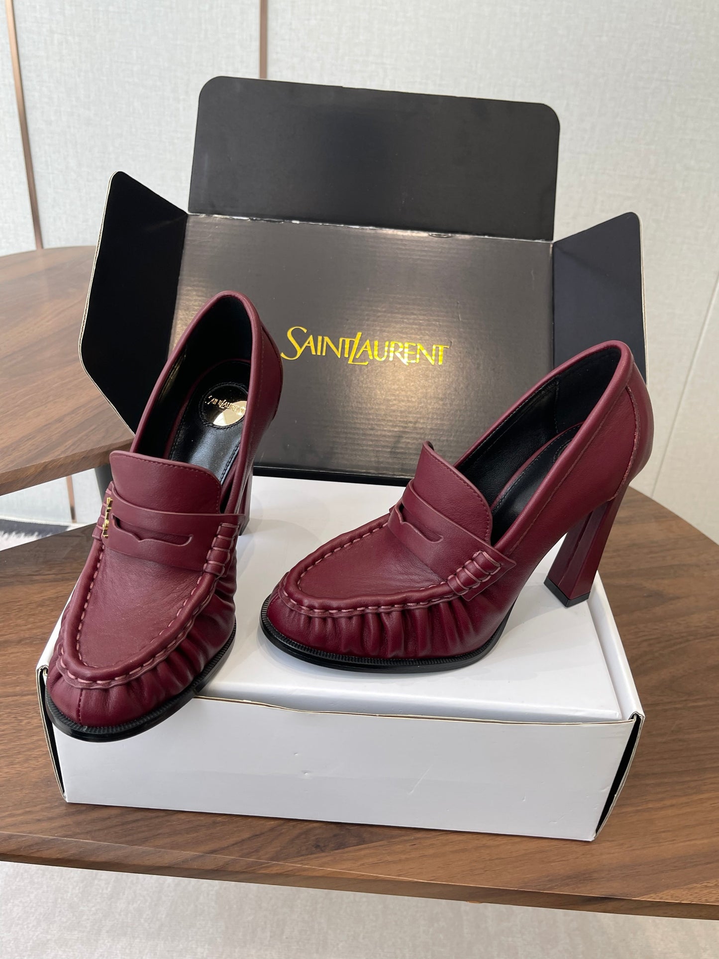 YSL 26S HEELED LOAFERS 100 MM IN DARK RED CALFSKIN