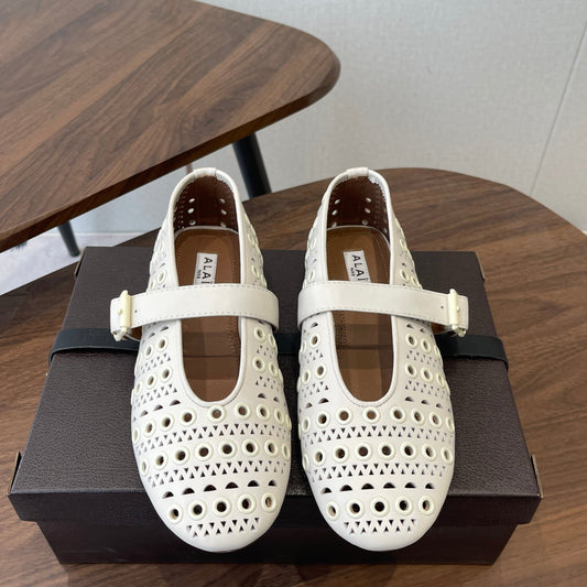 БАЛЕТКИ ALAÏA 26S MARY JANE З БІЛОЇ ОВЕЧОЇ ШКІРИ