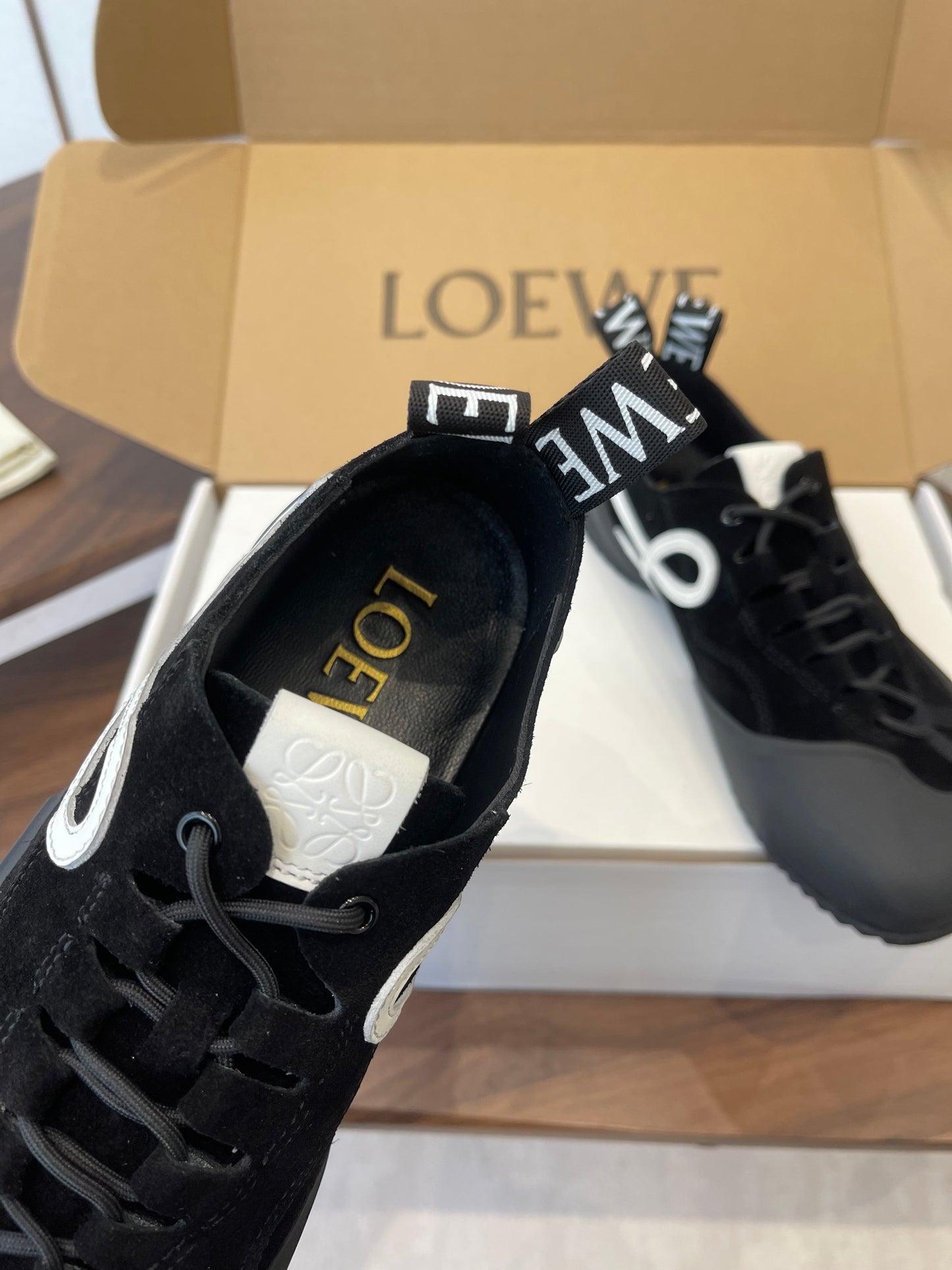 КРОСІВКИ LOEWE 26S FLOW RUNNER 20 ММ ІЗ ЧОРНОЇ ЗАМШІ