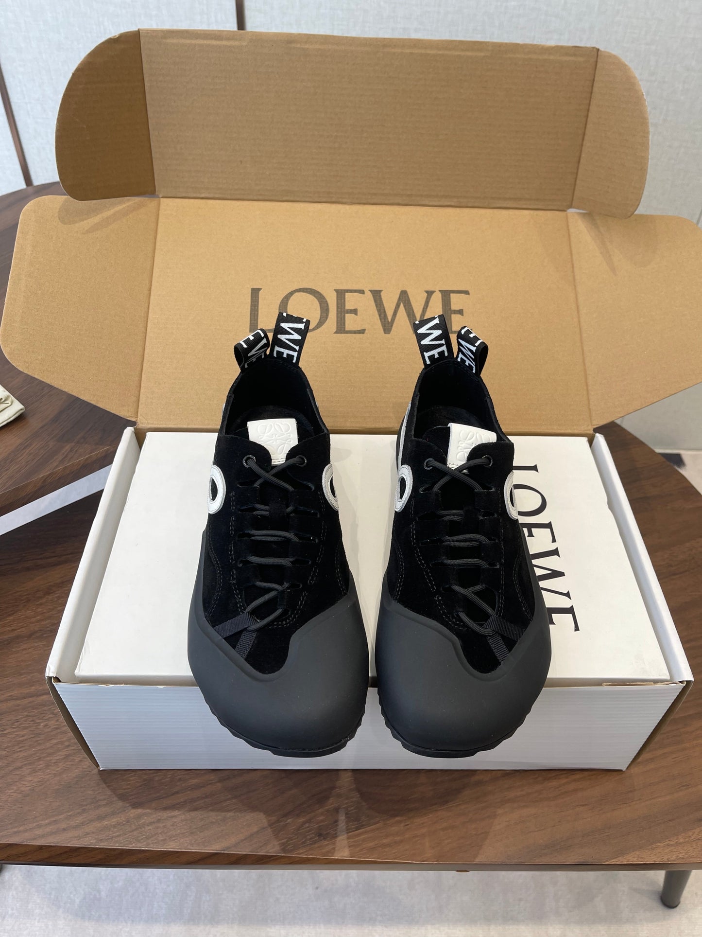 КРОСІВКИ LOEWE 26S FLOW RUNNER 20 ММ ІЗ ЧОРНОЇ ЗАМШІ