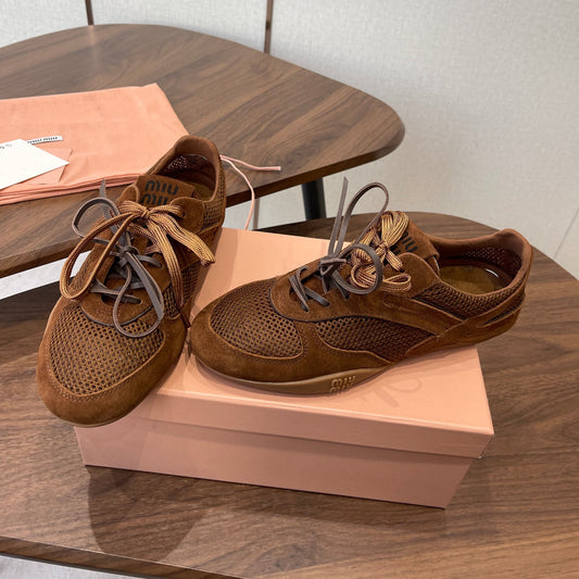 КРОСІВКИ MIUMIU 26S З КАРАМЕЛЬНО-КОРИЧНЕВОЇ СІТКИ ТА ЗАМШІ