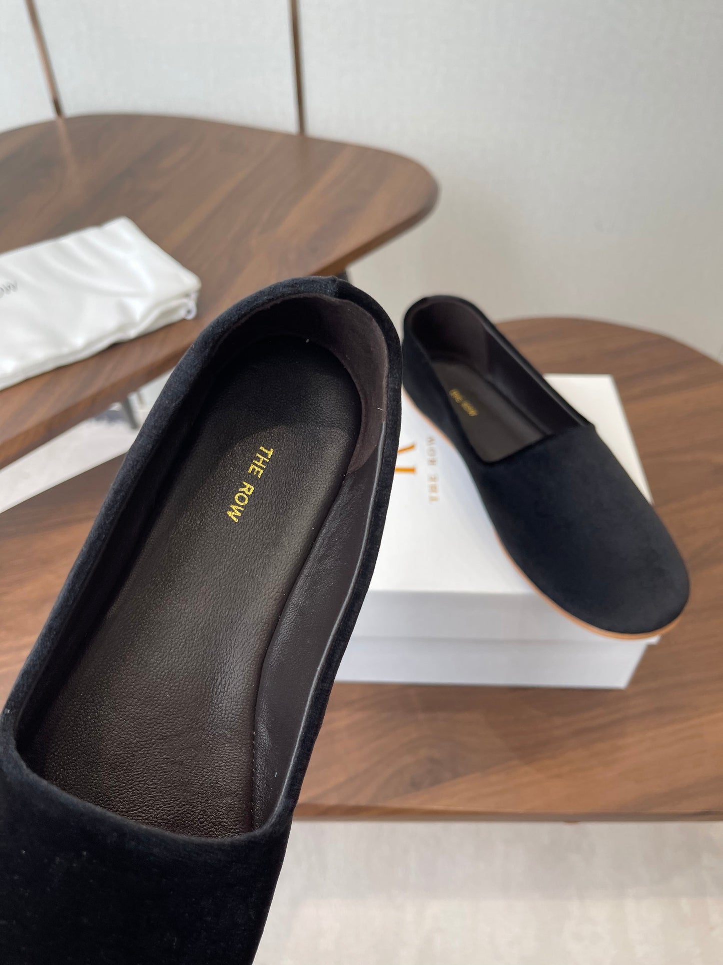 THE ROW 26S BALLET FLATS IN BLACK VELVET