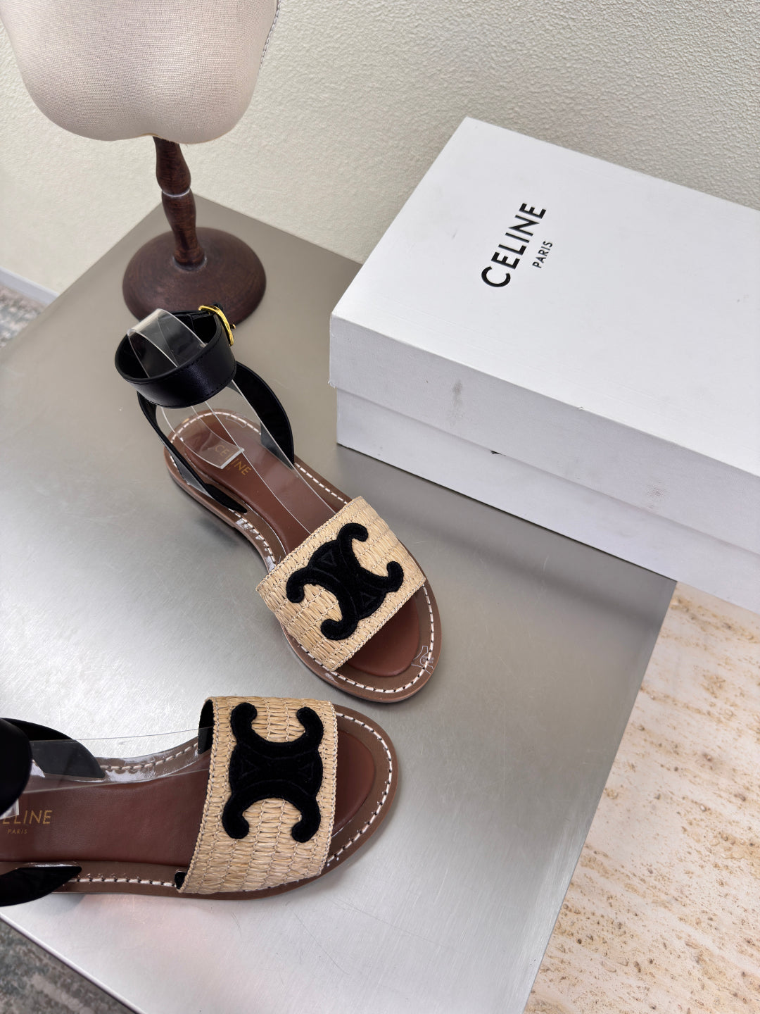 CELINE 25S TRIOMPHE SANDALS BEIGE RAFFIA BLACK WOOL - 35