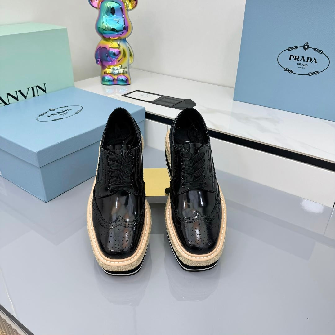 PRADA 25S FLAT WEDGE SHOES 60MM IN BLACK GLOSSY CALFSKIN - 35
