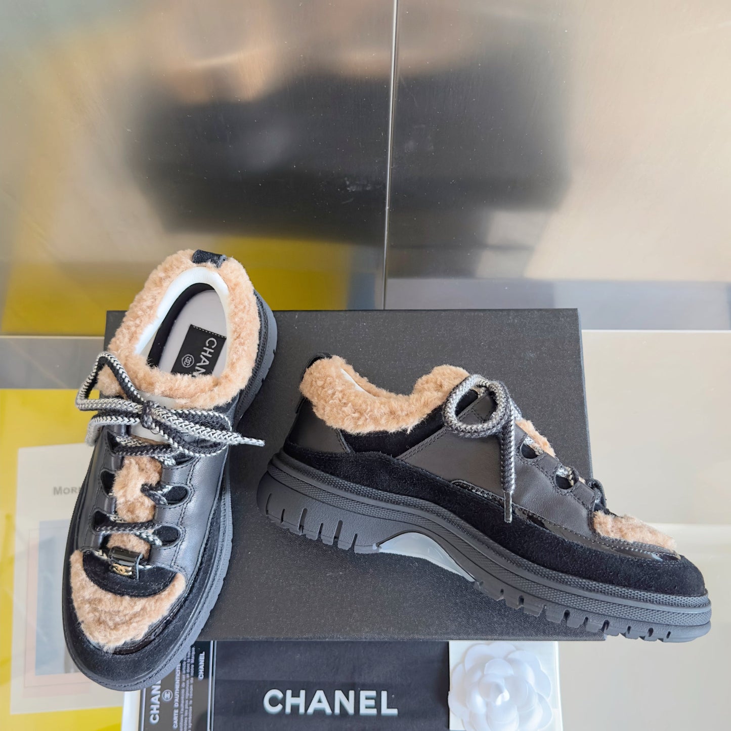 CHANEL 25S SNEAKERS WITH FUR ACCENTS 40MM IN BLACK AND BROWN CALFSKIN - 35