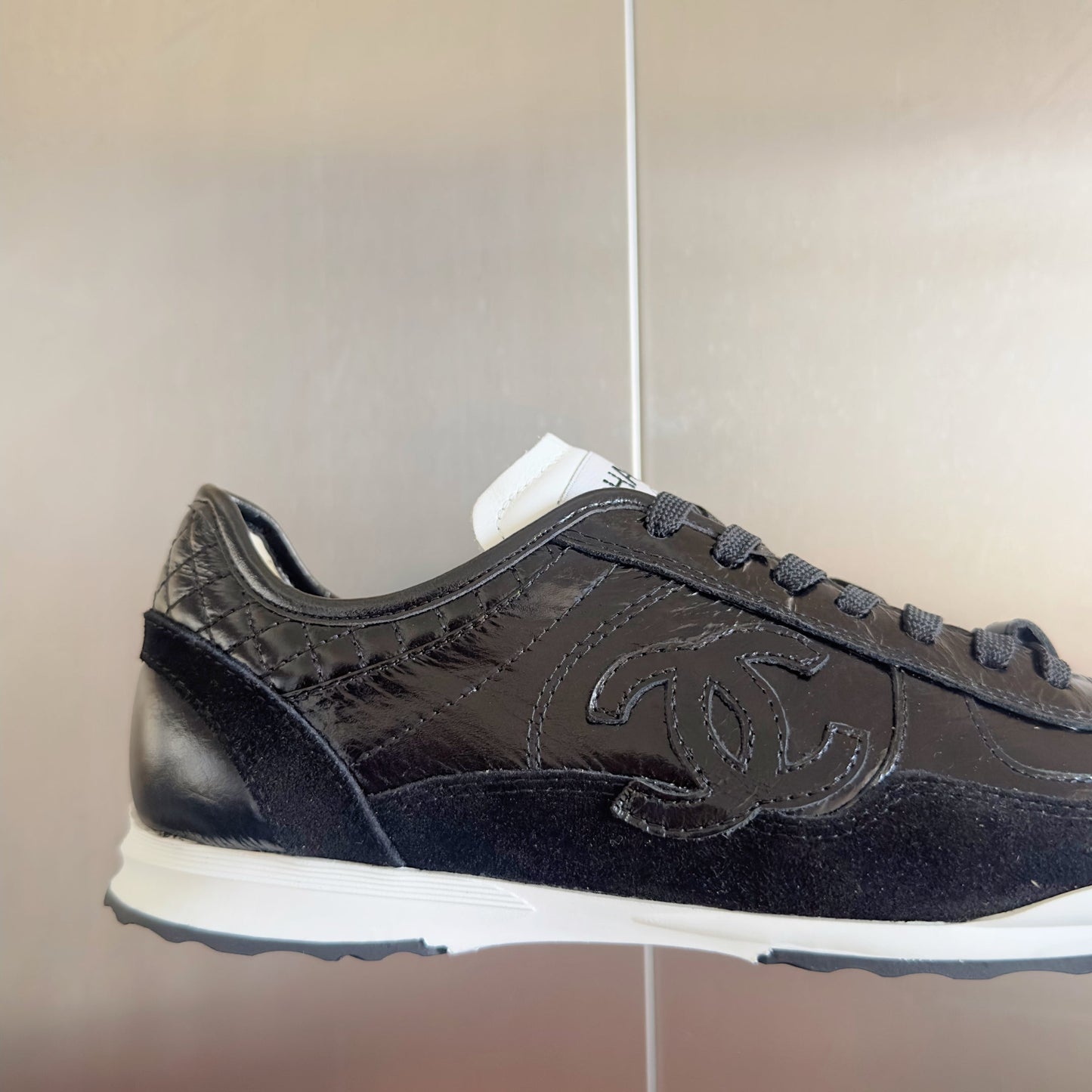 CHANEL 25S SNEAKERS 20MM IN BLACK GLOSSY CALFSKIN - 35