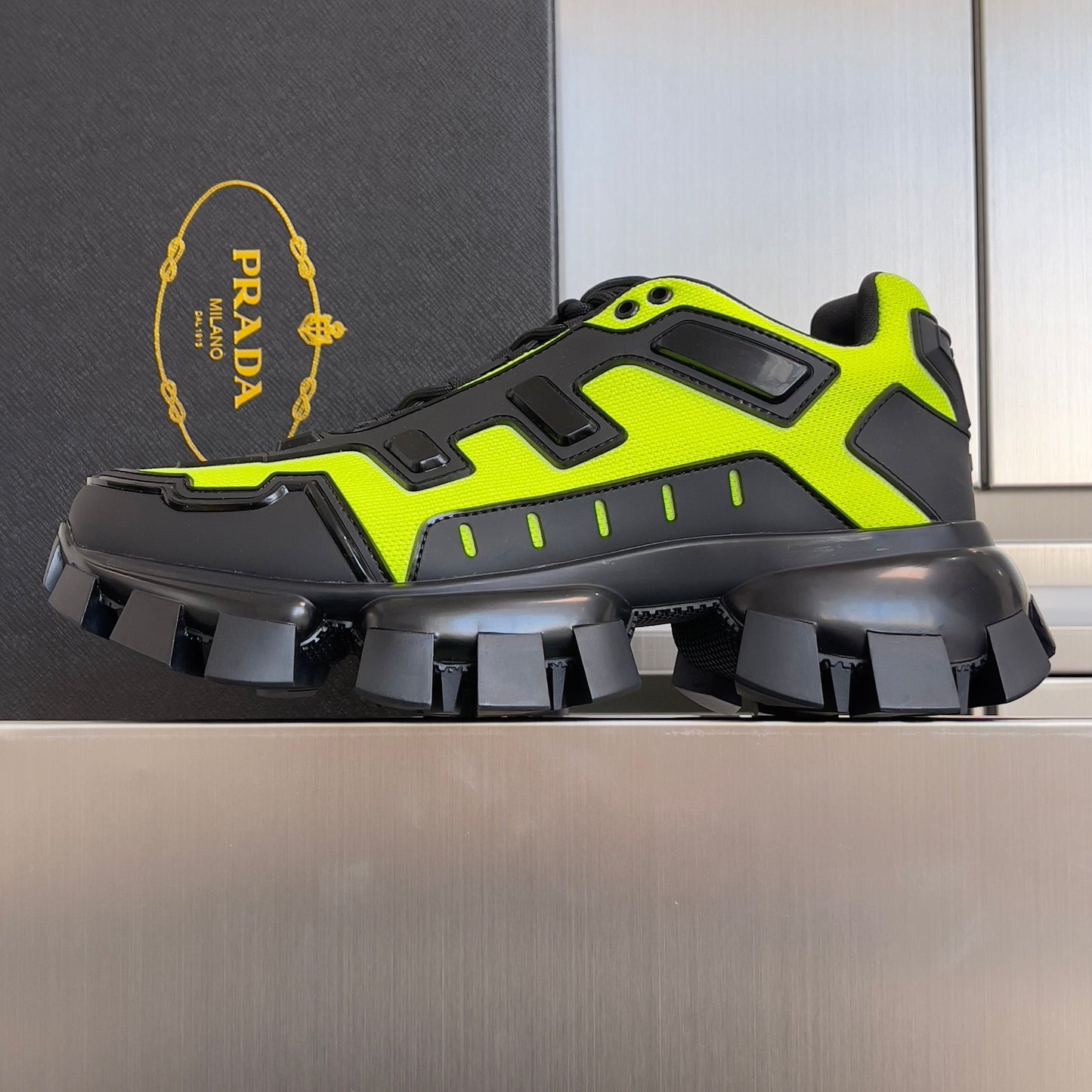 КРОСІВКИ PRADA 26S CLOUDBUST THUNDER 60 ММ ІЗ ЖОВТО-ЗЕЛЕНОГО СІТЧАСТОГО МАТЕРІАЛУ