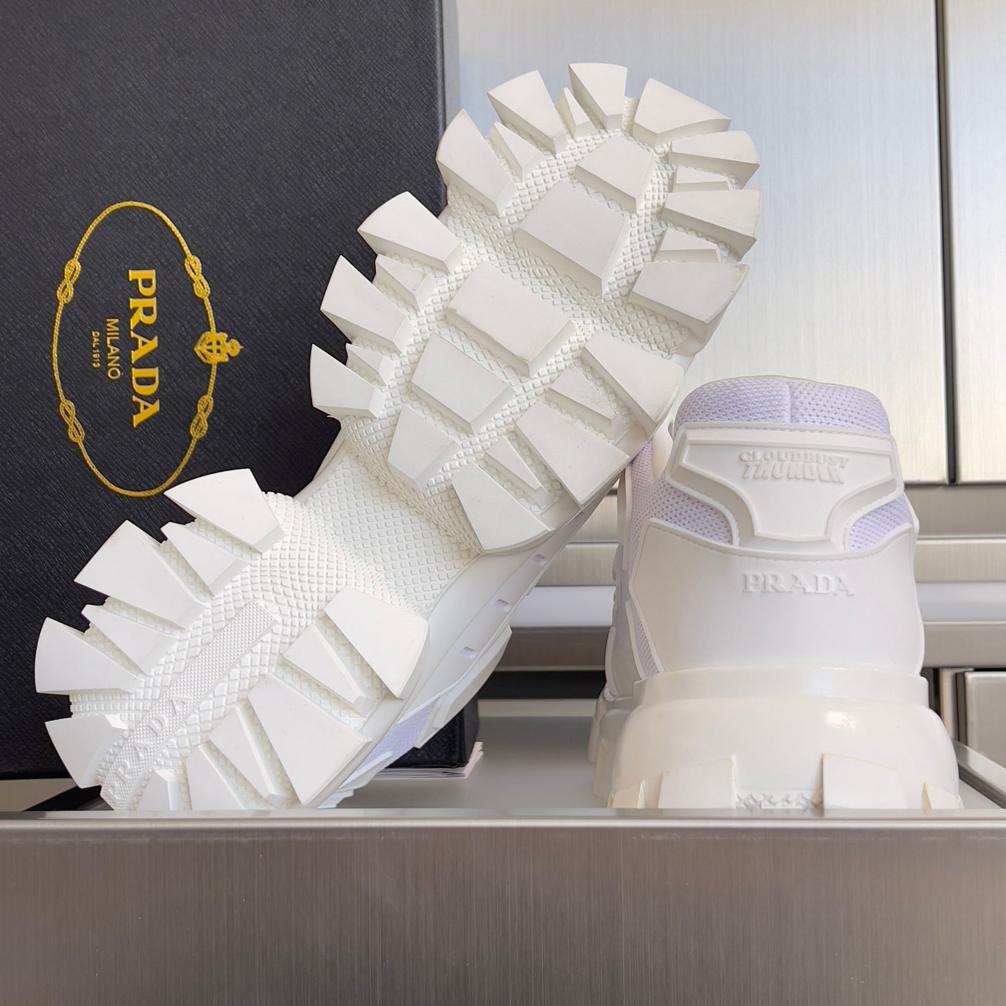 КРОСІВКИ PRADA 26S CLOUDBUST THUNDER 60 ММ З БІЛОЇ СІТЧАСТОЇ ТКАНИНИ
