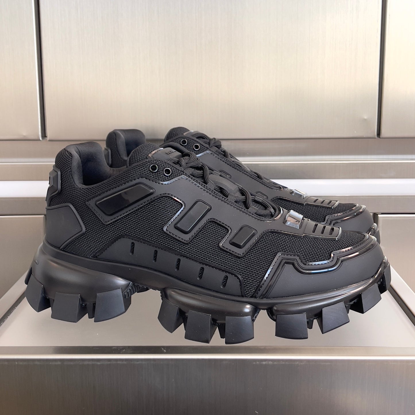 КРОСІВКИ PRADA 26S CLOUDBUST THUNDER 60 ММ З ЧОРНОЇ СІТЧАСТОЇ ТКАНИНИ