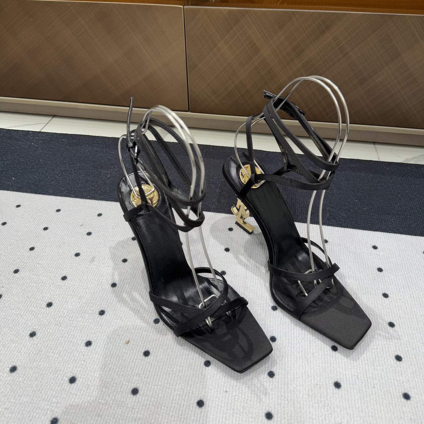 SATIN OPYUM HIGH SANDALS BLACK - 35