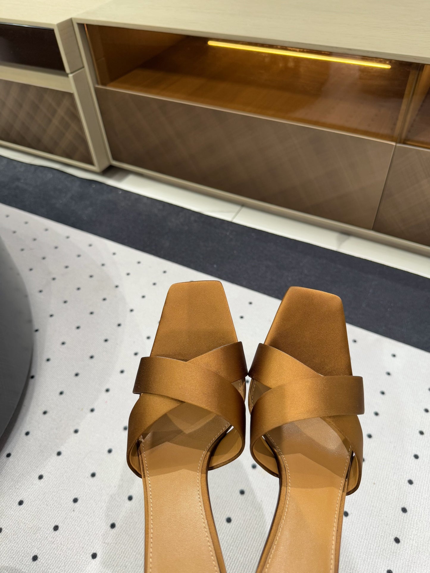OPYUM HIGH MULES IN BROWNIE SILK - 35