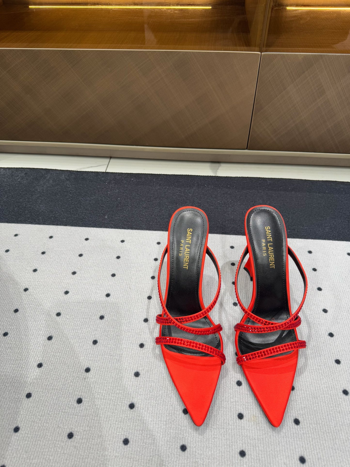 HIGH CRYSTAL STRAP SANDALS IN RED SILK - 35