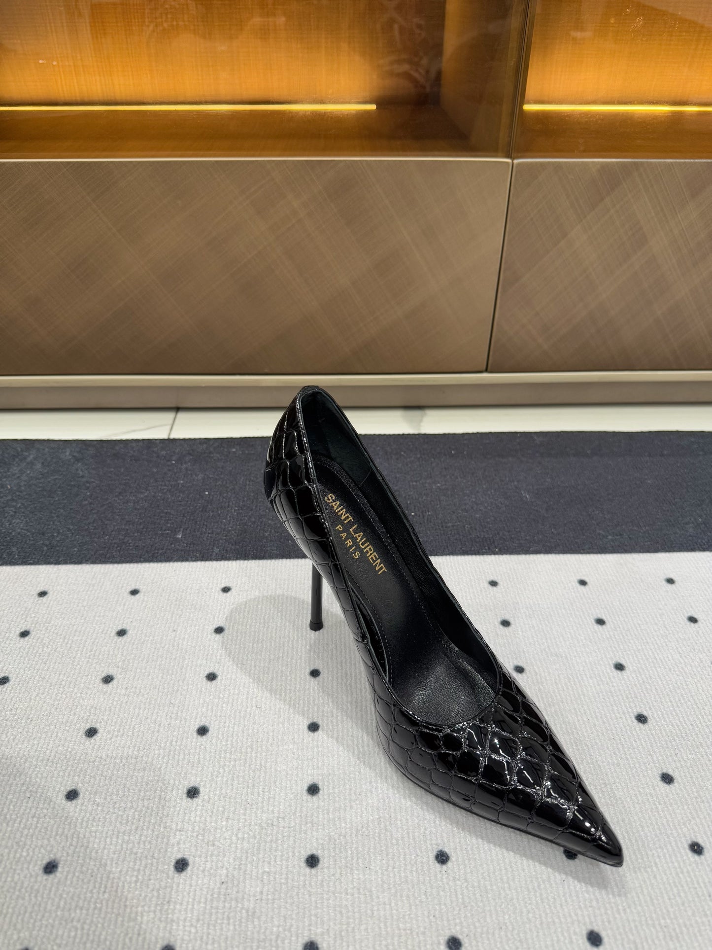 NORMA PUMPS IN BLACK CROCODILE PATTERN SHEEPSKIN - 35