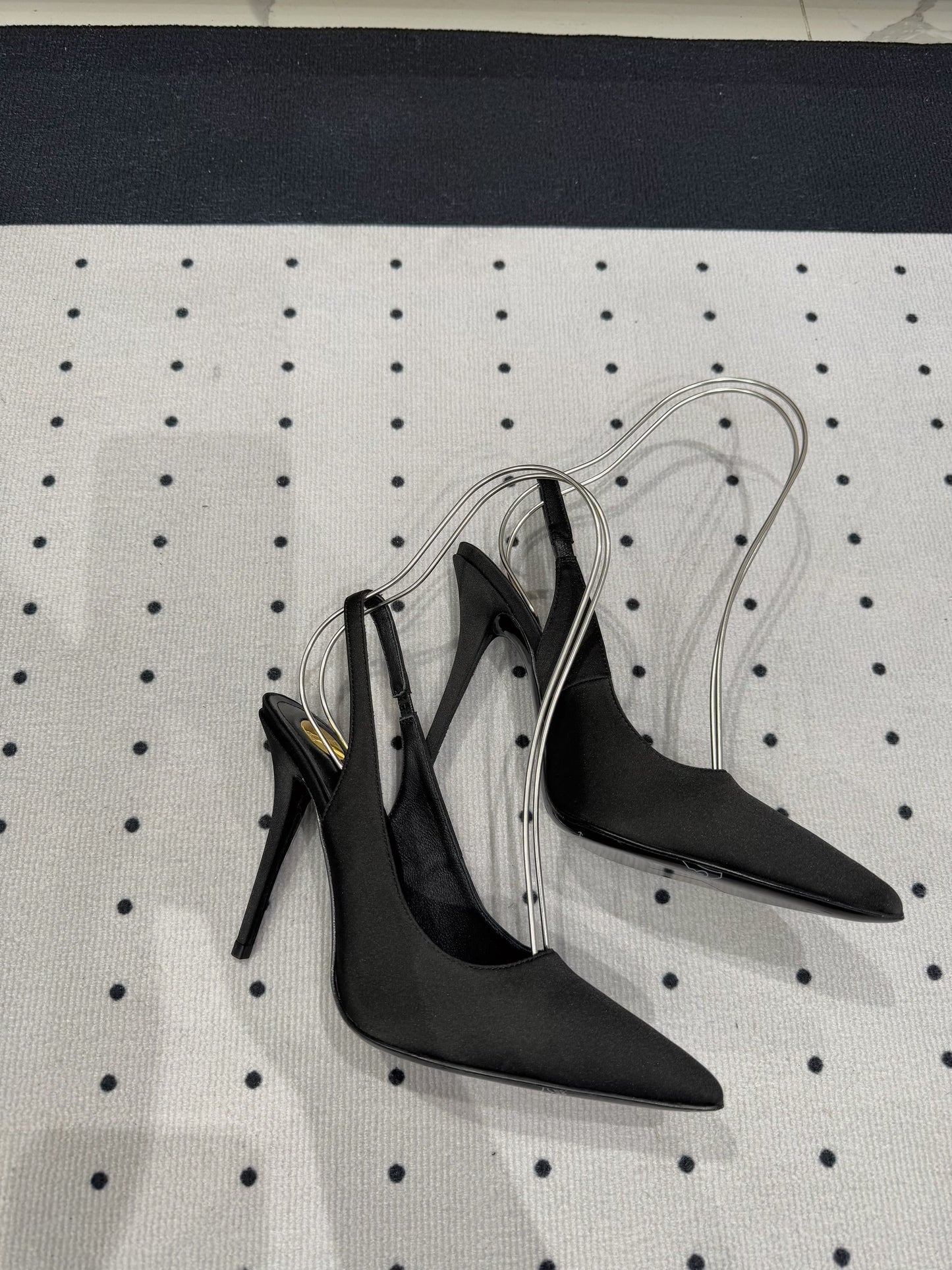 L'ENTRACTE SLINGBACK PUMPS IN BLACK SATIN - 35