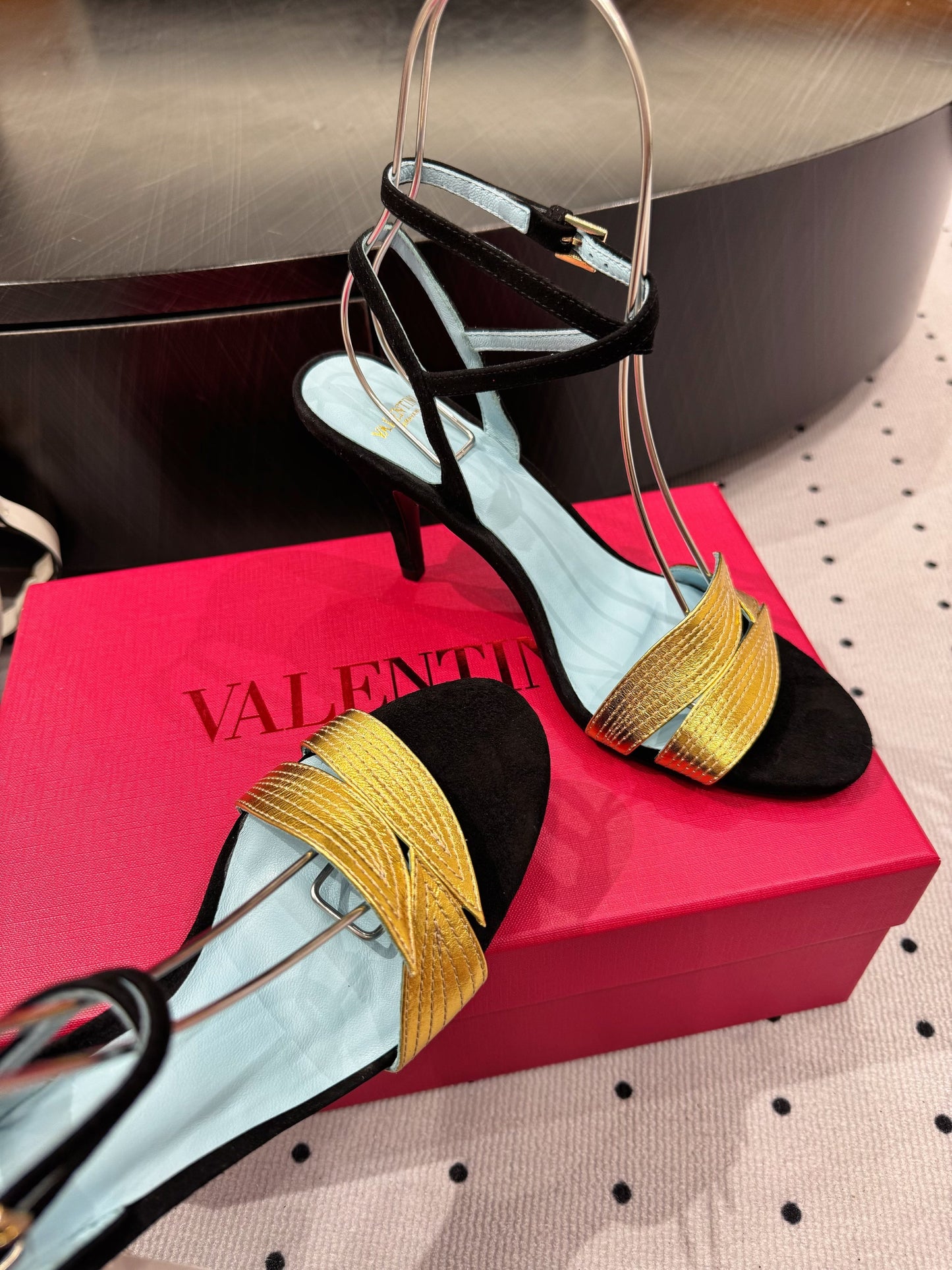 VLTN HIGH SANDAL 25S 60 MM IN BLACK SUEDE AND GOLD CALFSKIN - 35