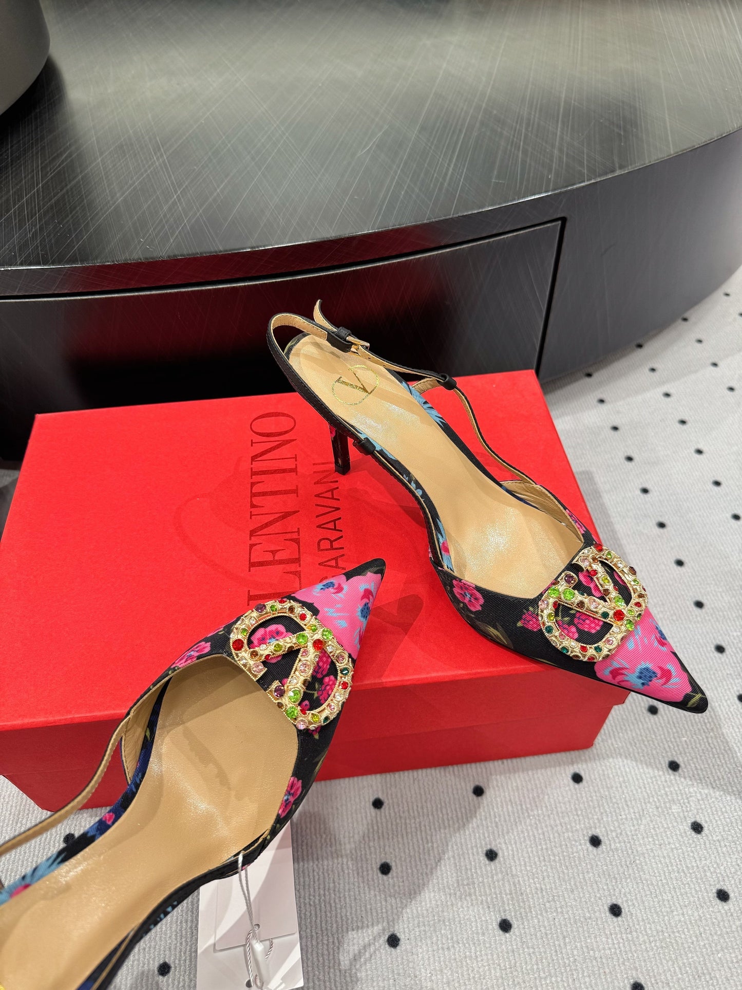 VLTN HIGH SLINGBACK 25S 80 MM IN BLACK MIX PINK FABRIC AND CALFSKIN - 35