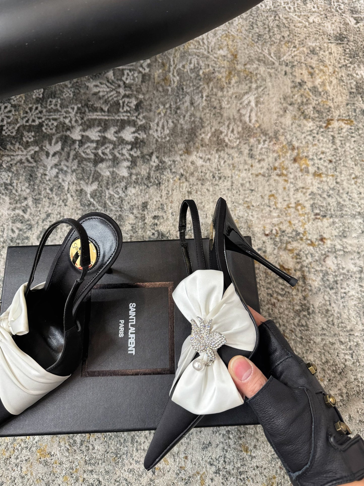 YSL 26S HEELED SLINGBACKS 100 MM IN BLACK AND WHITE SILK
