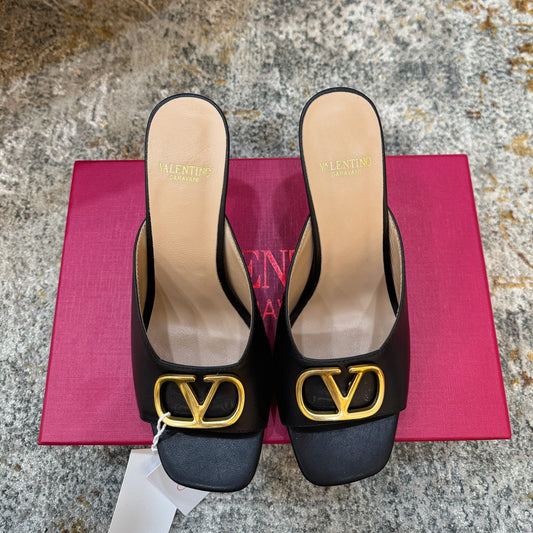 БОСОНІЖКИ VALENTINO 26S НА ВИСОКИХ ПІДБОРАХ 105 ММ З ЧОРНОЇ ТЕЛЯЧОЇ ШКІРИ
