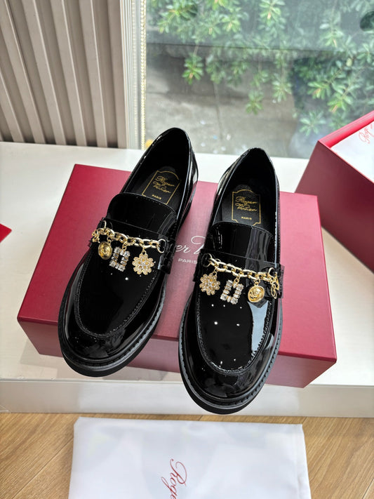 ROGER VIVIER 25S RANGERS CHAIN LOAFER IN BLACK GLOSSY CALFSKIN - 35