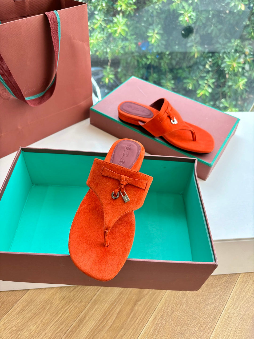 LP THONG SANDALS 25S IN ORANGE SUEDE - 35