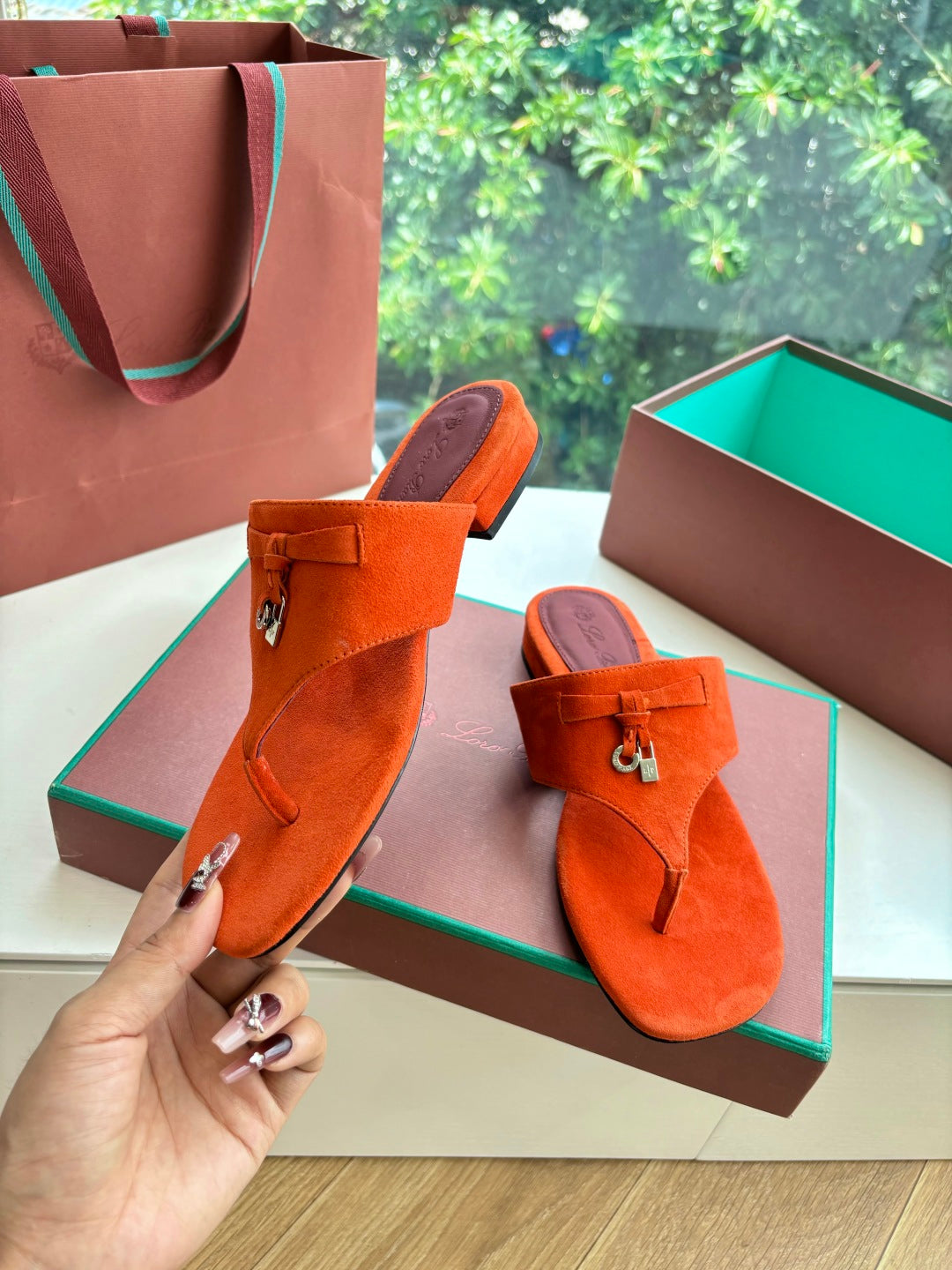 LP THONG SANDALS 25S IN ORANGE SUEDE - 35