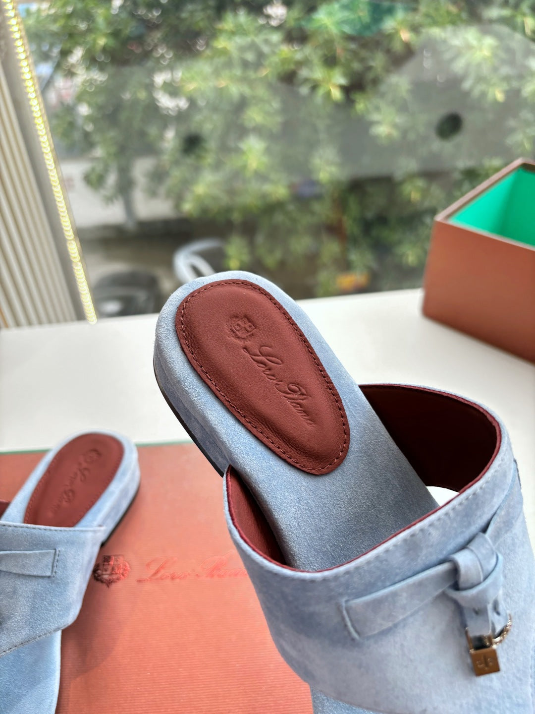 LP THONG SANDALS 25S IN SKY BLUE SUEDE - 35