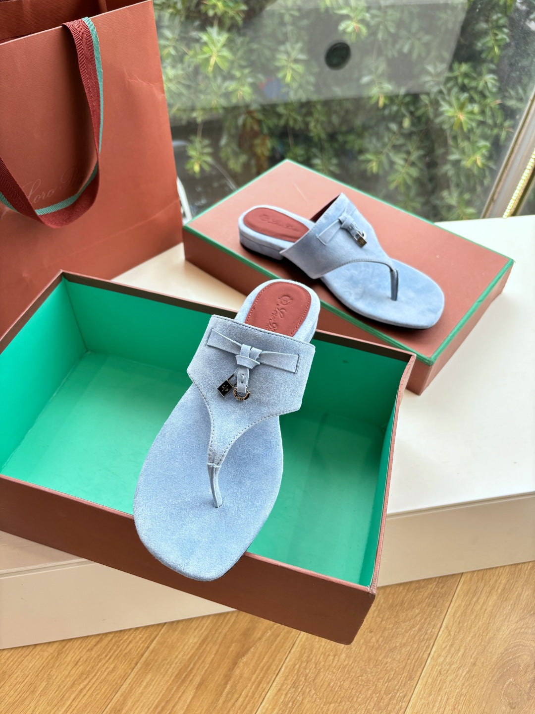 LP THONG SANDALS 25S IN SKY BLUE SUEDE - 35