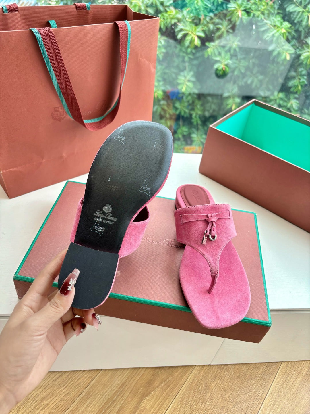 LP THONG SANDALS 25S IN PINK SUEDE - 35