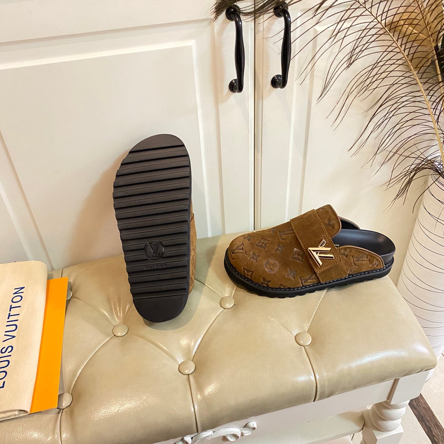 COSY FLAT COMFORT CLOG IN CHOCOLATE BROWN EMBOSSED SUEDE - 35