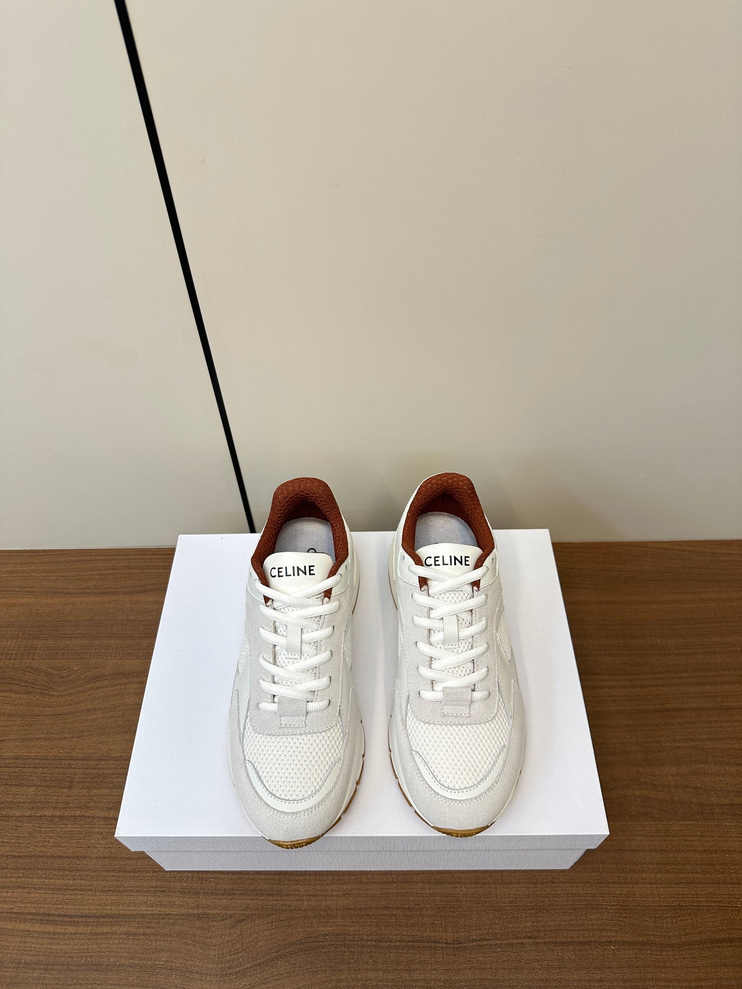 RUNNER CR-03 LOW LACE-UP PALE GRAY SUEDE AND WHITE CALFSKIN - 35